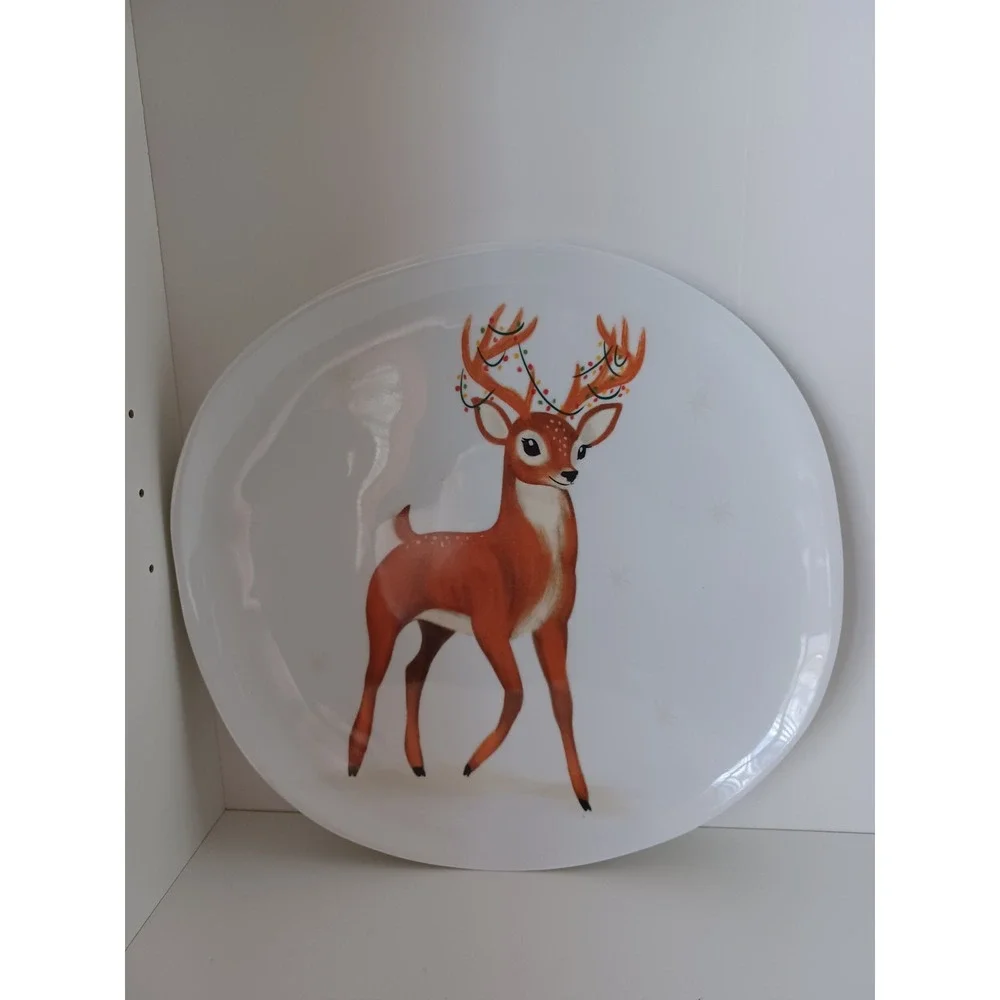 Christmas Holiday Seasonal Deer Holiday Plastic Plate Collectible Decor